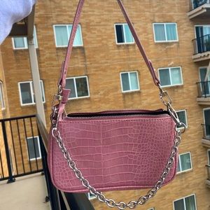 urban outfitters, mini purse, add pop of color,